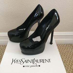 YSL Tribtoo Black Patent Leather Pump - 36/6
